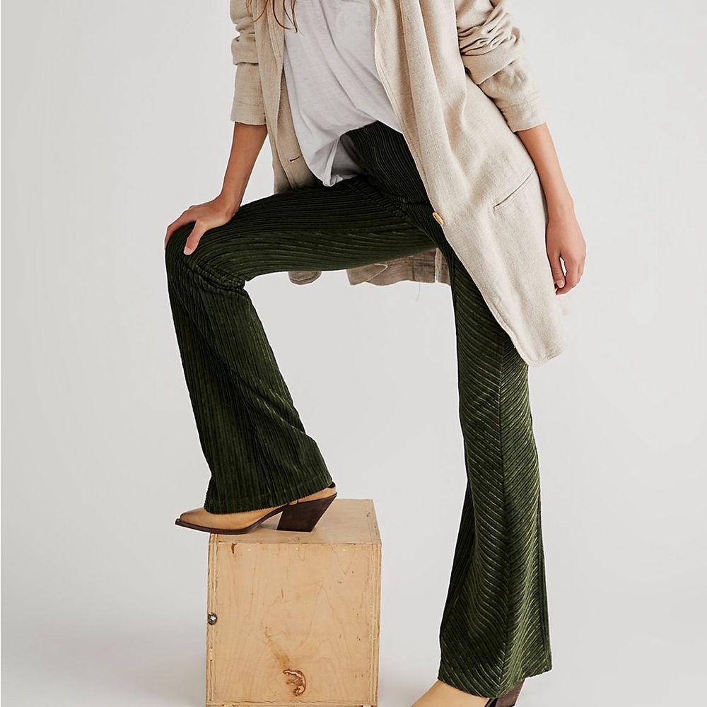 Free people slim pull on velvet flare pants*hemmed*